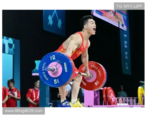 2026年国际举重比赛：新星崛起与老将对决的精彩瞬间